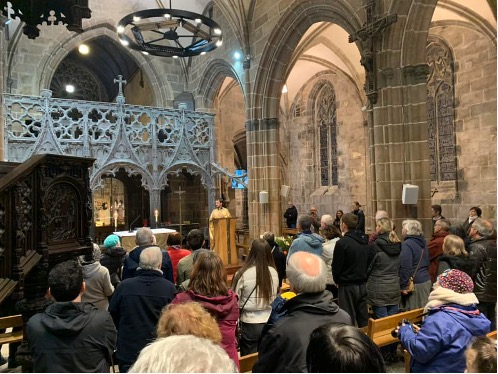 У Франції відбулася божественна літургія для українських біженців