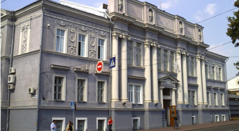 У Чернігові на хабарі у 140 тисяч гривень спіймали чиновника міськради