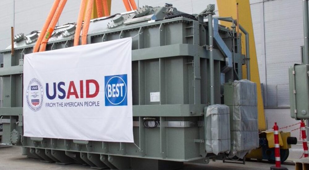 США передали Україні трансформатори, що посилять надійність енергопостачання взимку