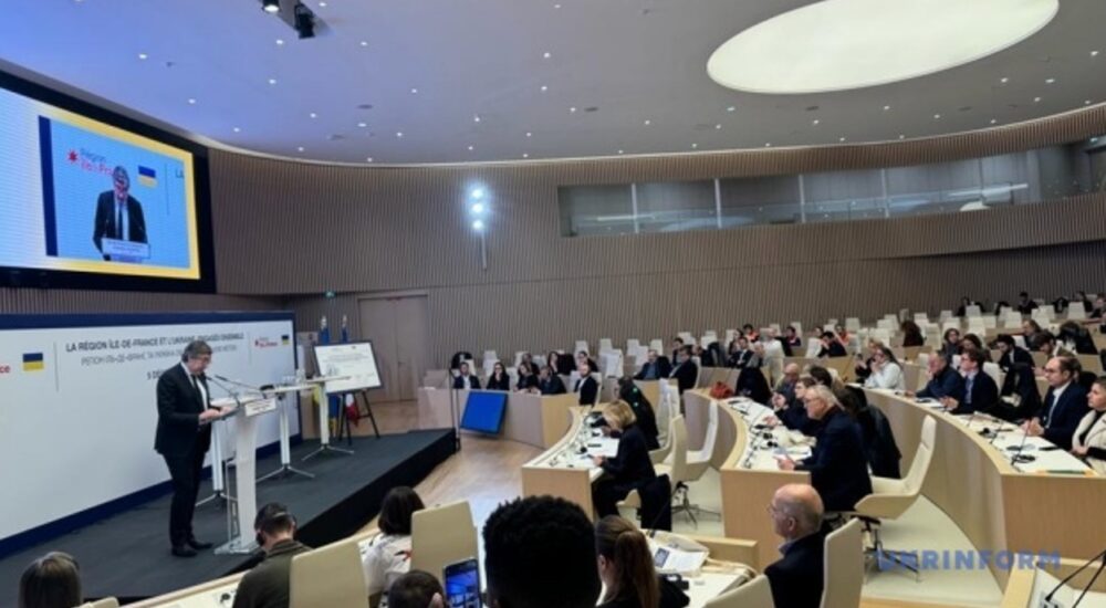 Міста Київщини та Чернігівщини отримали побратимів у французькому регіоні Іль-де-Франс