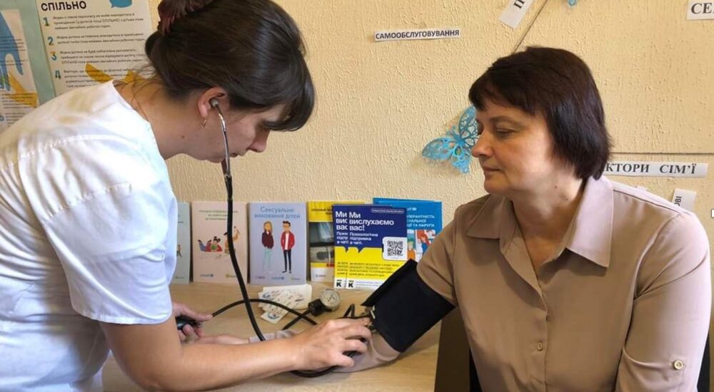 У Дніпрі переселенці з Луганщини можуть звернутися до лікарів з Рубіжного