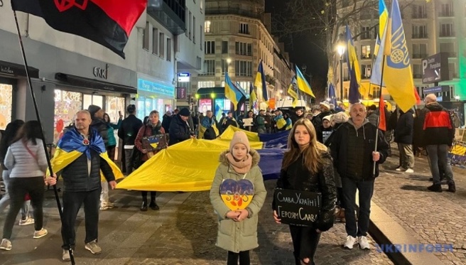 На акції в Парижі дякували Франції за підтримку України