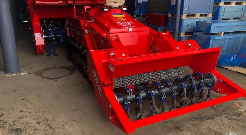 Південна Корея передала Україні машини для розмінування