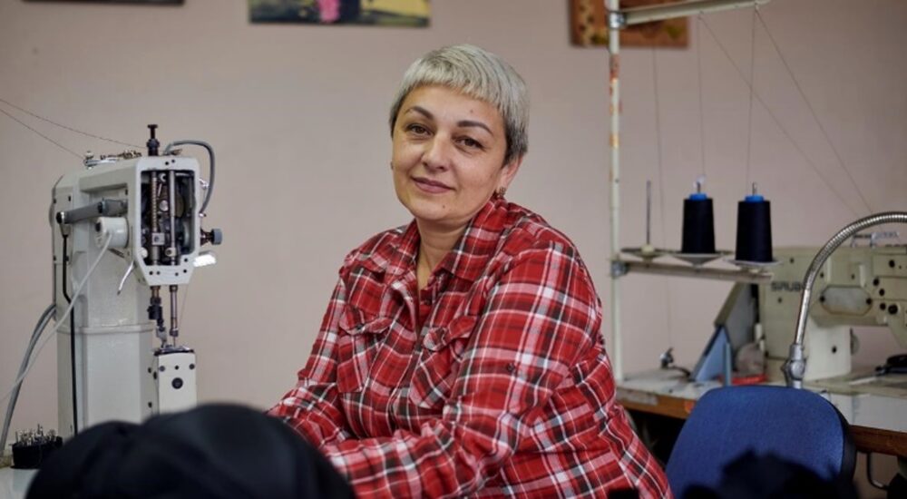 Завдяки гранту підприємиця з Харківщини модернізувала швейне виробництво