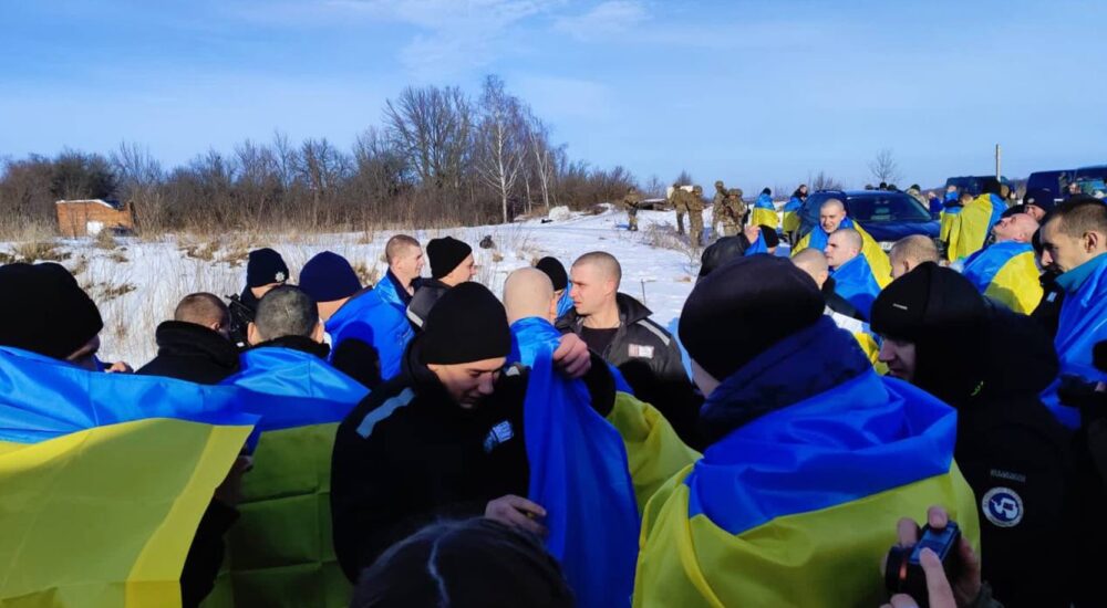 З полону звільнили ще 207 оборонців
