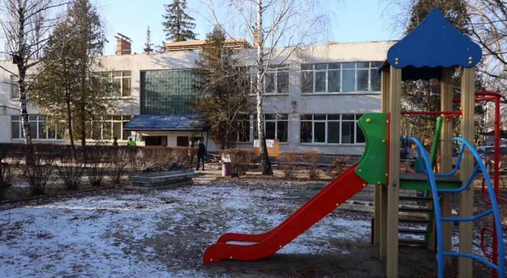 На Київщині відновили вже 198 закладів освіти