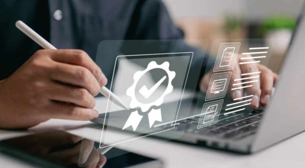 З початку року 2,7 тисячі українців отримали ваучери на навчання