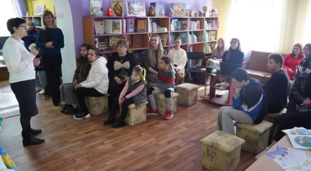 У Херсоні презентували проєкт «Валізка з книжками»