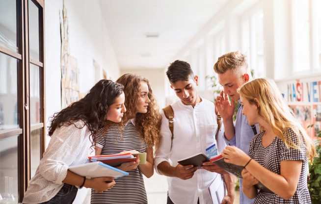 Цьогоріч в Україні очікують приблизно 260 тисяч абітурієнтів