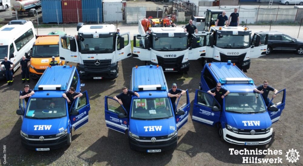 Німеччина передала Україні спецтехніку для судово-медичної експертизи