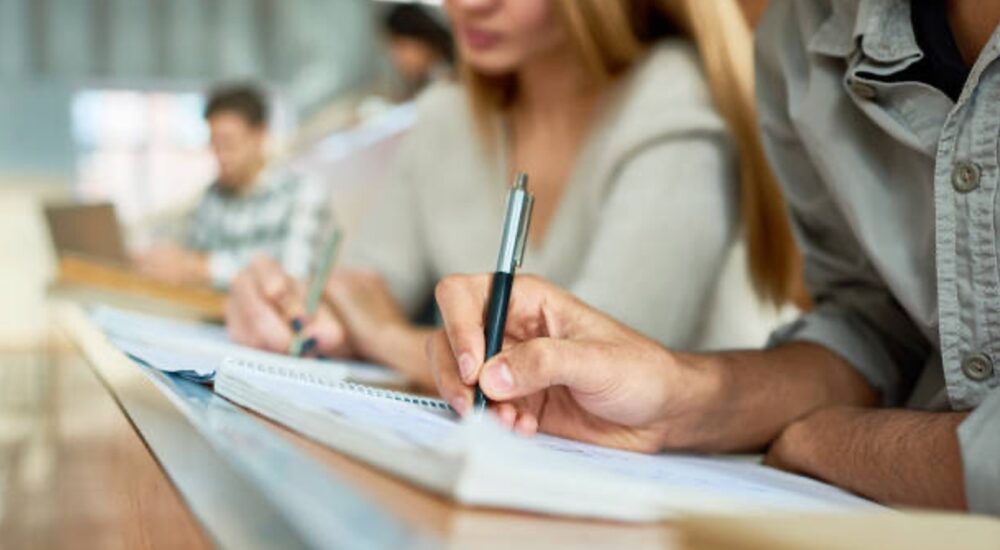 Що робити, якщо під час НМТ почнеться повітряна тривога?