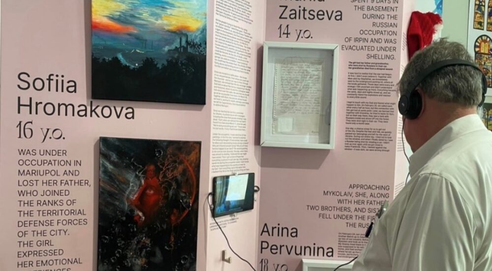 У Нью-Йорку відкрили виставку «Щоденники війни: непочуті голоси українських дітей»