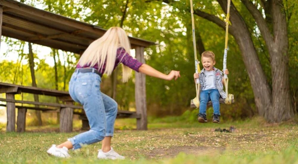 Мам і дітей із числа ВПО з Бердянської громади запрошують на безкоштовний літній відпочинок у таборі