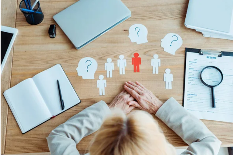 Як отримати роботу мрії в гуманітарній сфері?