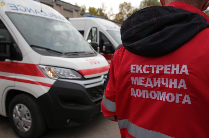 Де у Чернівецькій області можна отримати екстрену медичну допомогу, якщо немає зв’язку?