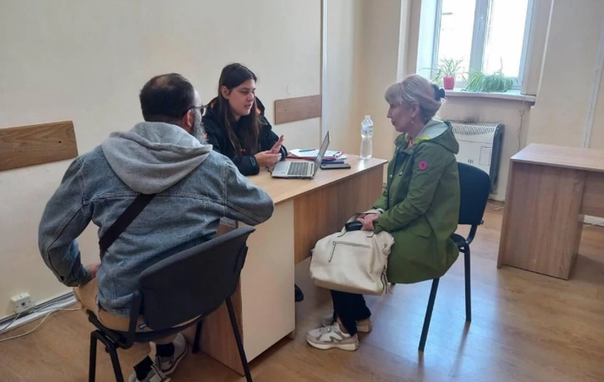 Де на Львівщині місцеві мешканці та переселенці можуть безкоштовно отримати різні види допомоги?