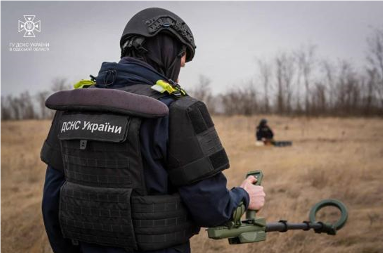 Міжнародна організація  спільно із французькими партнерами допомагають розміновувати Чернігівщину