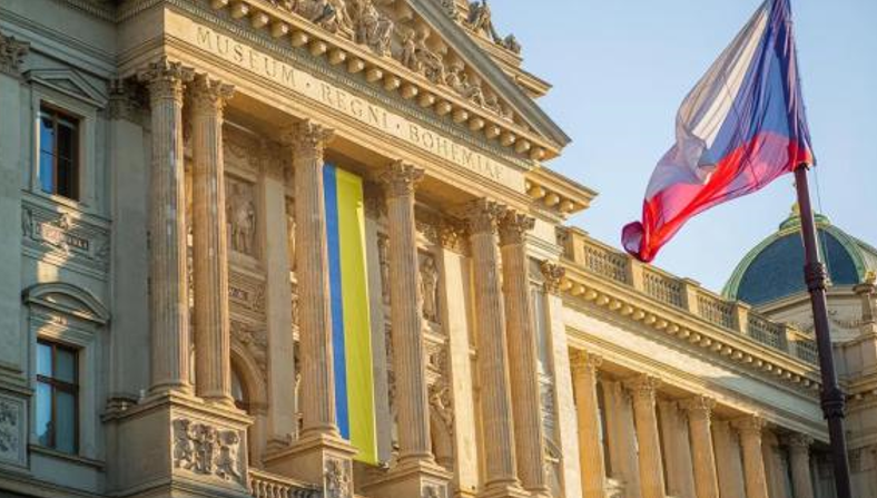 Понад половина українських шукачів притулку в Чехії знайшли роботу