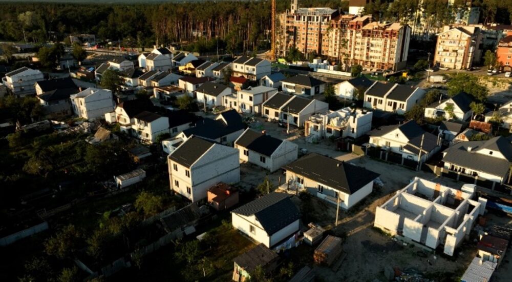 В Ірпені відновлюють приватний сектор, який був зруйнований внаслідок повномасштабної війни