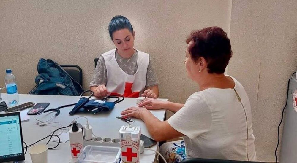 Мобільні медичні бригади продовжують надавати необхідну допомогу мешканцям Прикарпаття