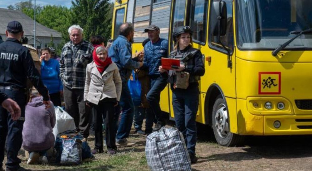 Евакуйовані родини з дітьми з Донеччини можуть отримати безкоштовне житло у Полтавській та Закарпатській областях