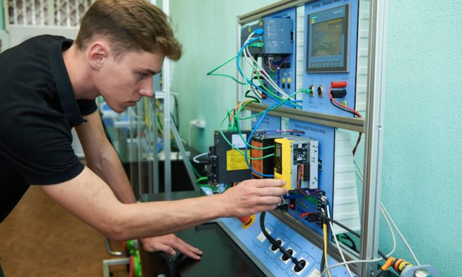 У КПІ ім. Ігоря Сікорського відкрили навчальну «Лабораторію кібербезпеки автоматизованих систем керування»