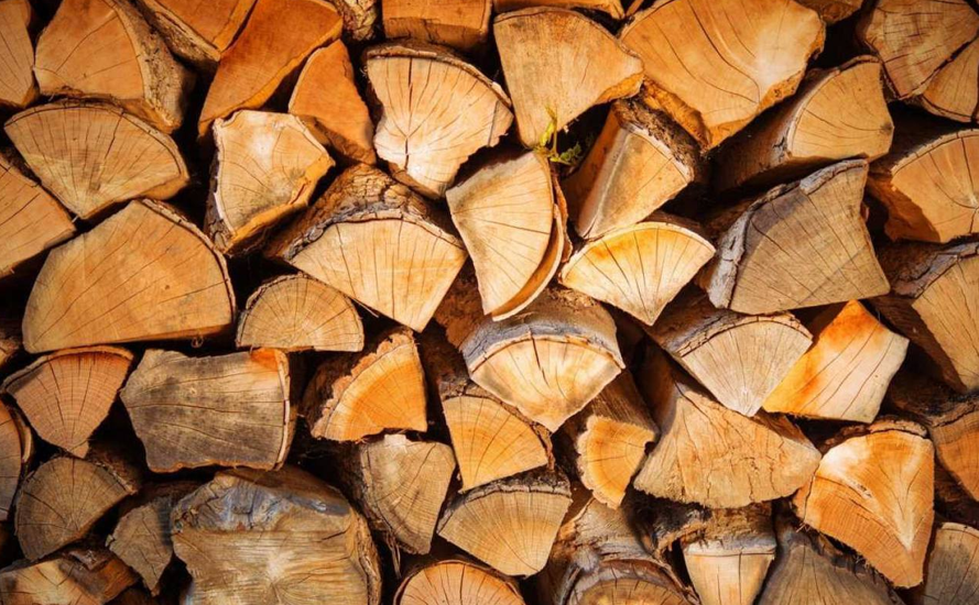 Як мешканцям прифронтових територій отримати фінансову допомогу для купівлі твердого палива?