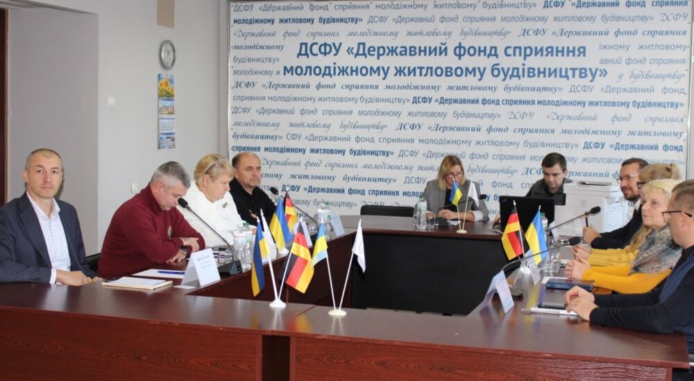 Іпотека під 3%: ще 800 родин ВПО зможуть оформити пільгові кредити на житло