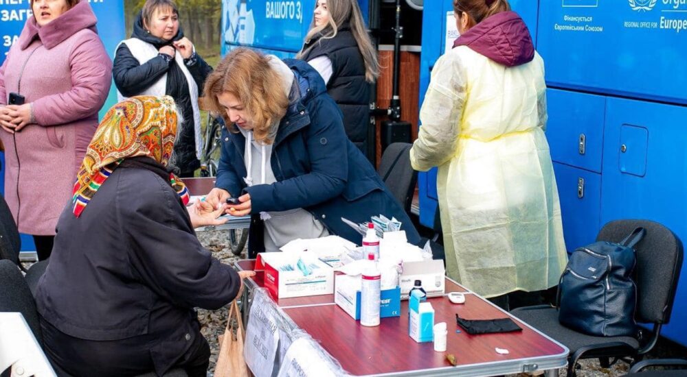 На Івано-Франківщині продовжують роботу виїзні медичні бригади