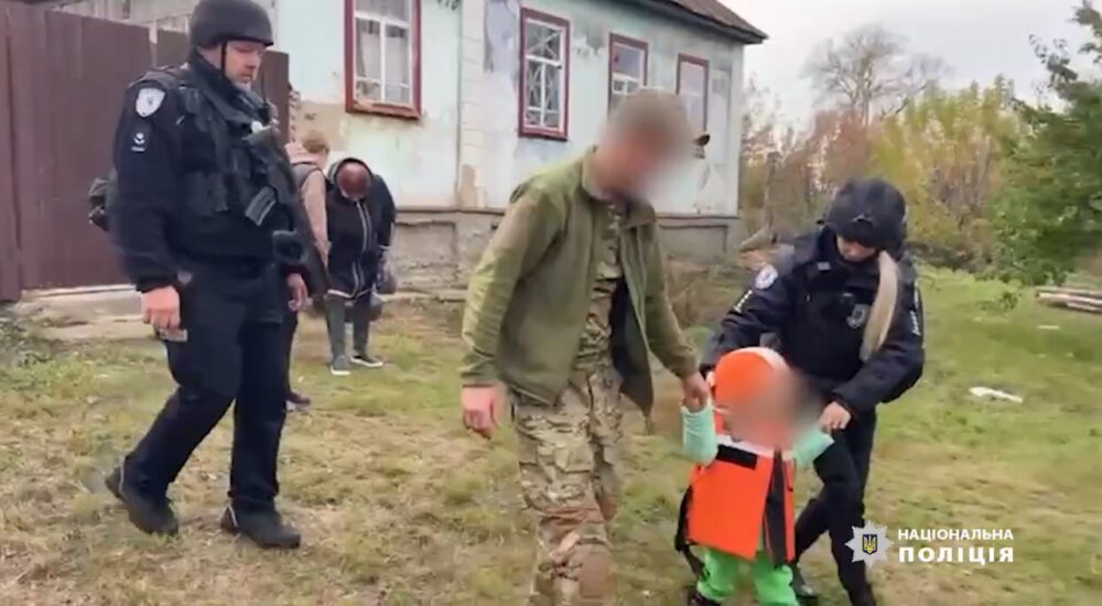 На Сумщині «Білі Янголи» евакуювали родину з прикордоння