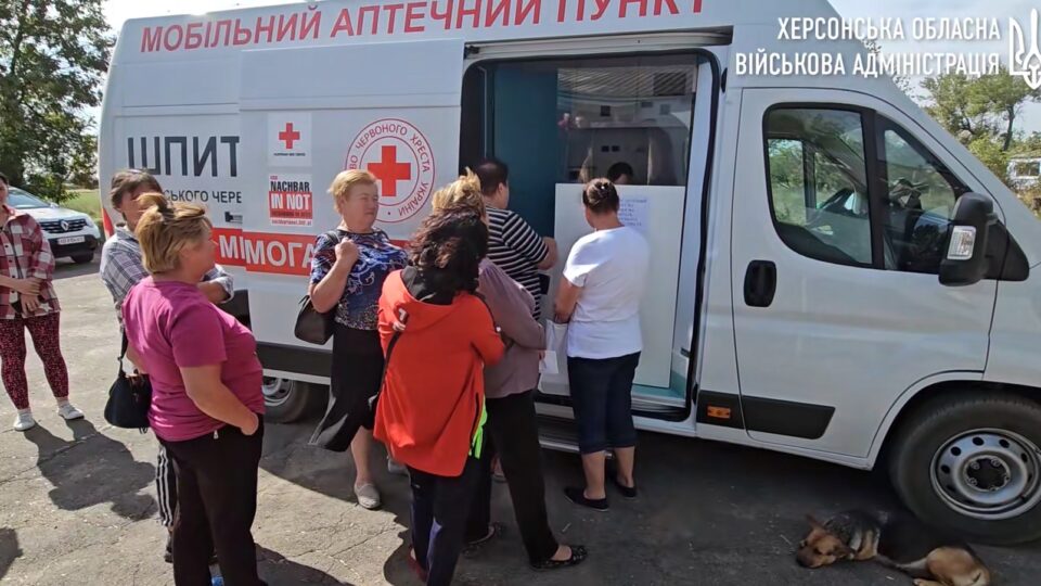 Мешканці віддалених громад Херсонщини можуть придбати ліки в мобільних аптечних пунктах