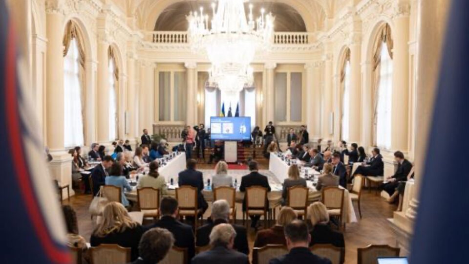 Словенія оголосила про намір узяти під патронат проєкти з відбудови на Харківщині – Зеленська