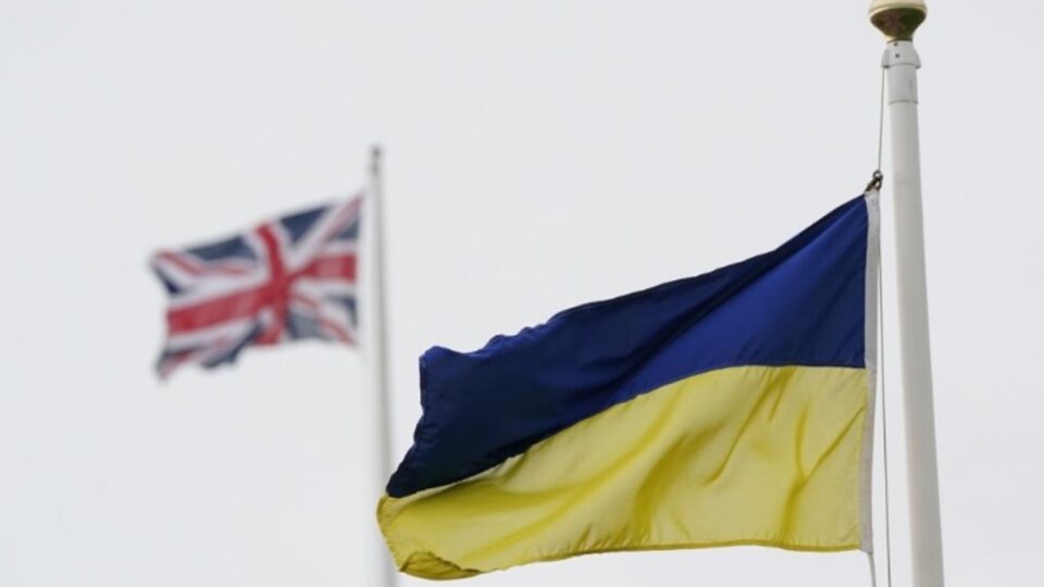 Велика Британія продовжить термін дії віз для українських шукачів притулку