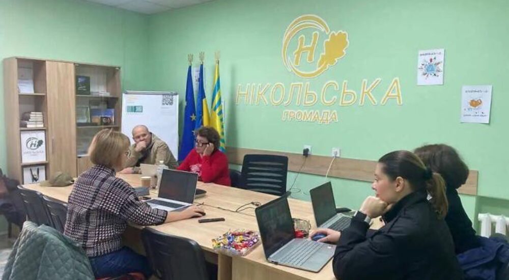 У Києві працює осередок підтримки для переселенців з Нікольської громади