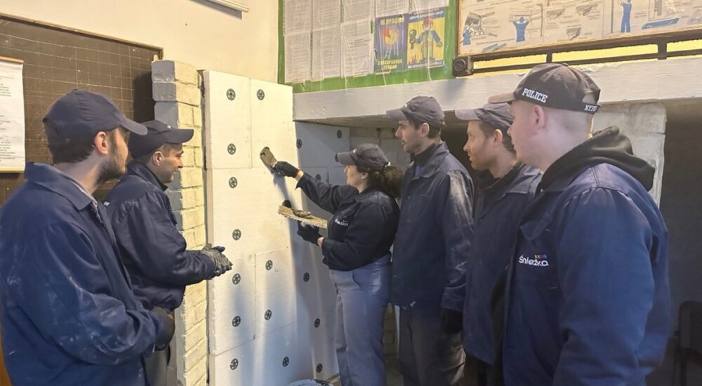 У Харкові в одному із закладів профтехосвіти для жінок створили короткотривалий курс «Сама собі майстер»