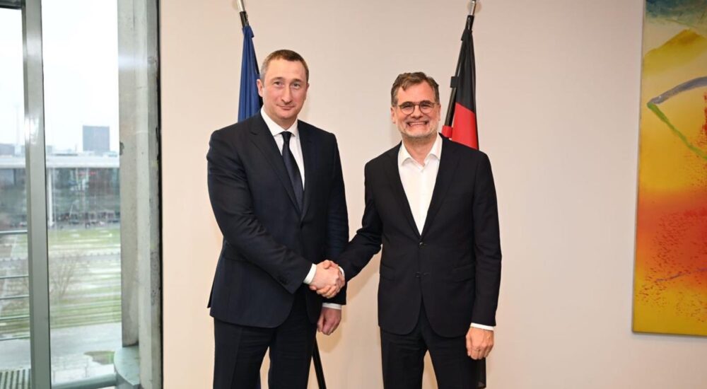 У Берліні Олексій Чернишов зустрівся з керівником Відомства канцлера ФРН Олафа Шольца Вольфґанґом Шмідтом