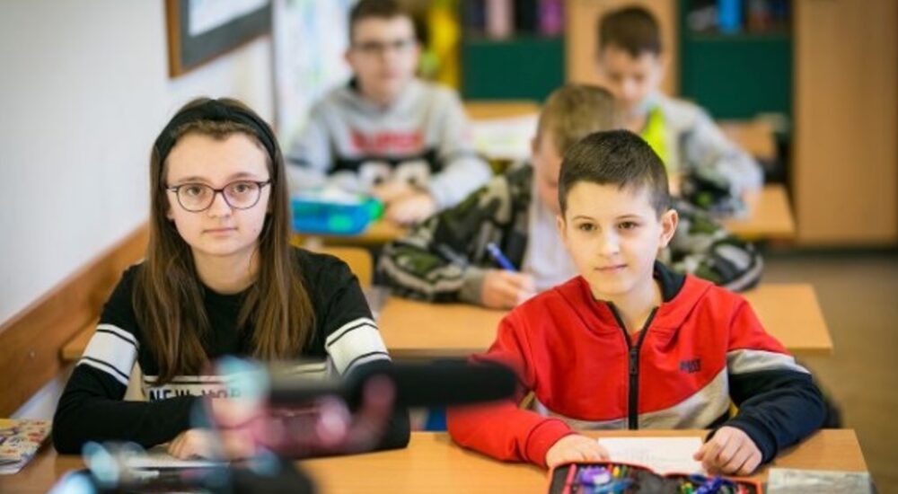 ЄС виділяє 116 мільйонів євро на підтримку дітей українських шукачів притулку, які навчаються у польських школах