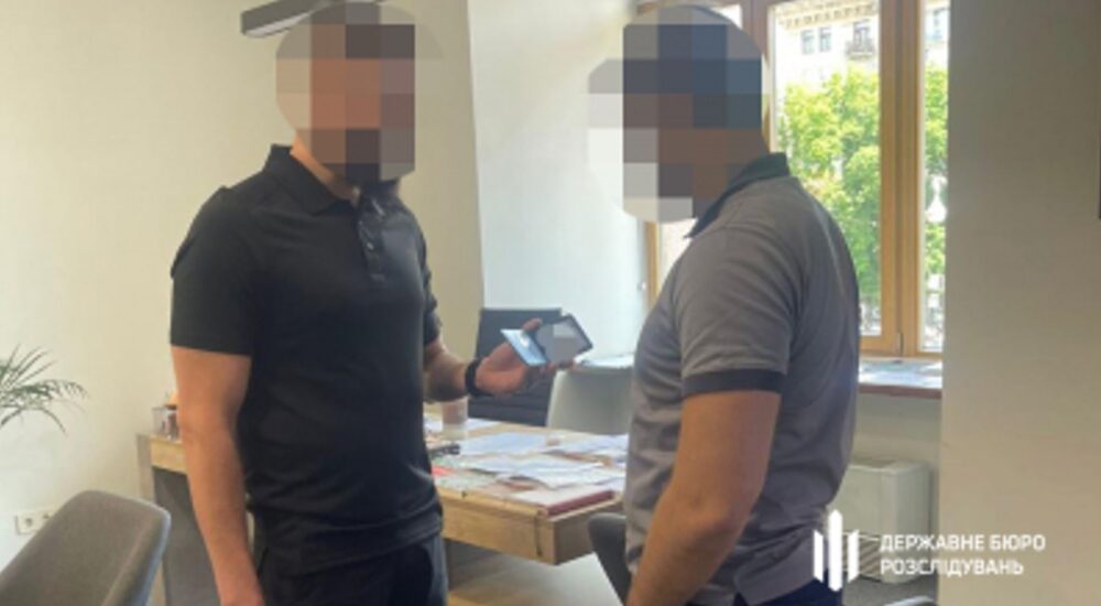 Організував схему поборів з автоперевізників: У столиці судитимуть посадовця