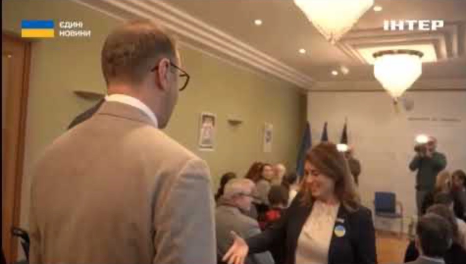 Щонайменше третина українців готові повернутися додому після настання миру