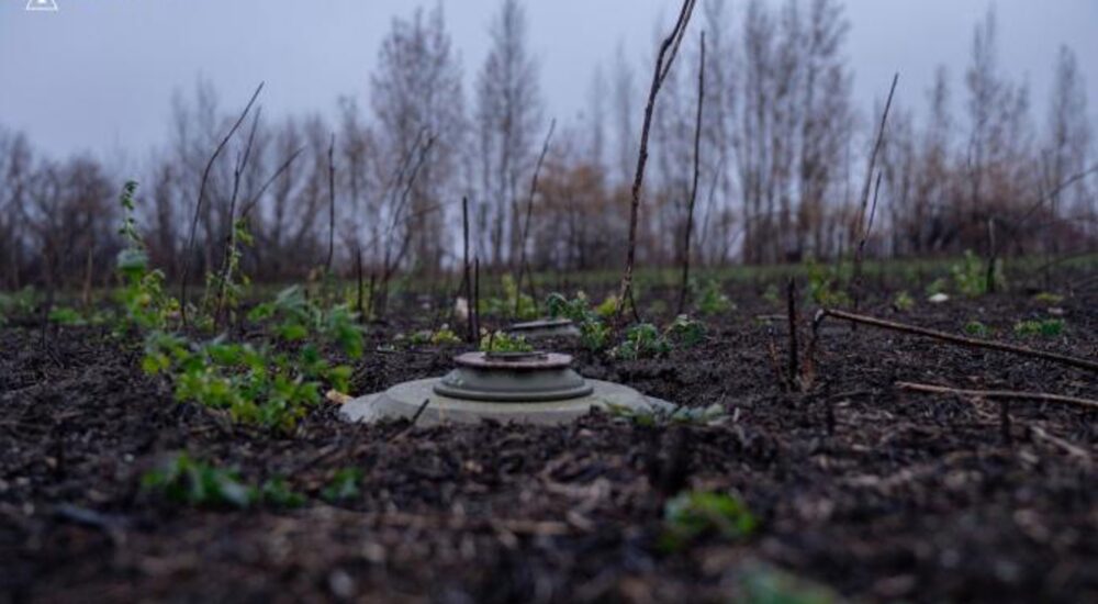 Яких правил мінної безпеки потрібно дотримуватися під час відпочинку на природі?