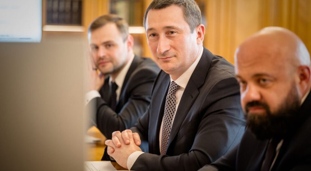 Олексій Чернишов зустрівся з командою Свiтового Конґресу Українців