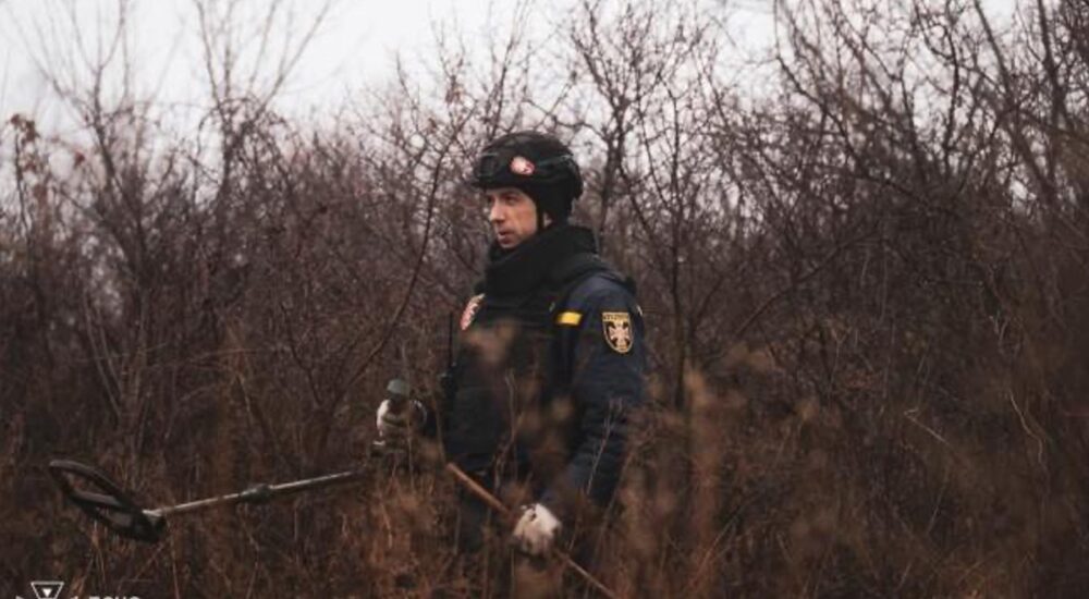 Благодійники разом з українським бізнесом передали саперам техніки на 100 млн грн