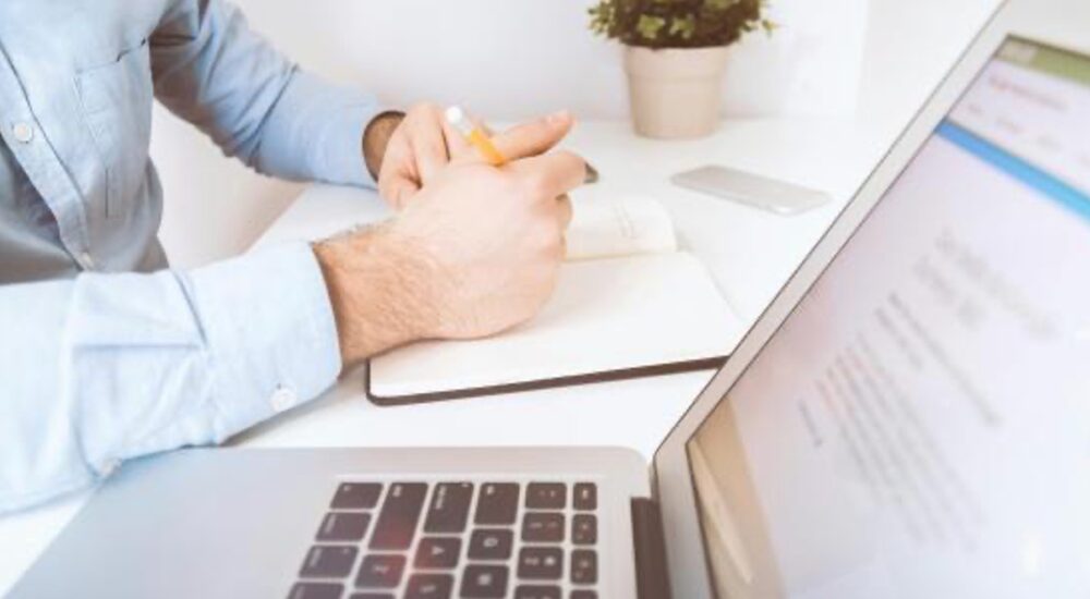 В Україні створюють застосунок для правової підтримки українців, що перебувають за кордоном