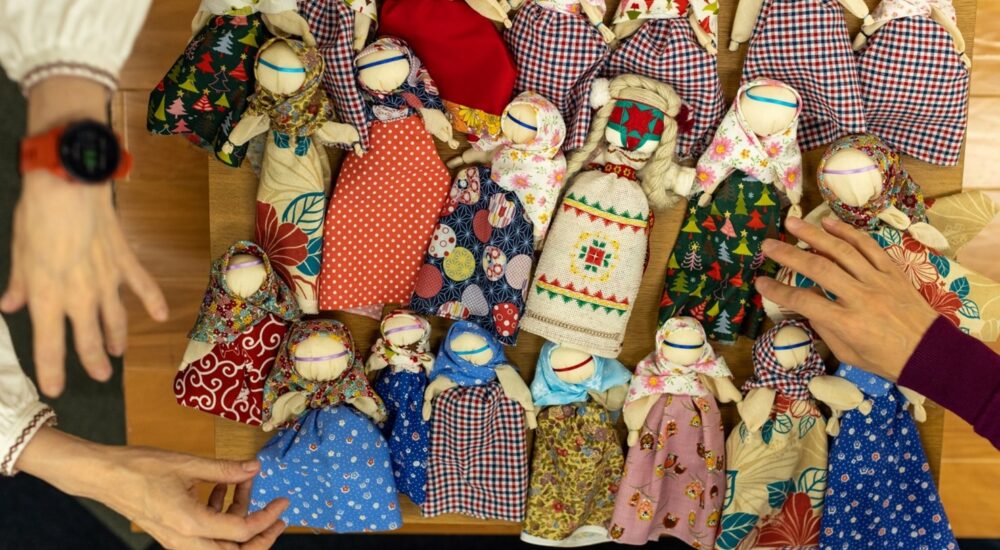 У Токіо відбувся майстер-клас із виготовлення української ляльки-мотанки