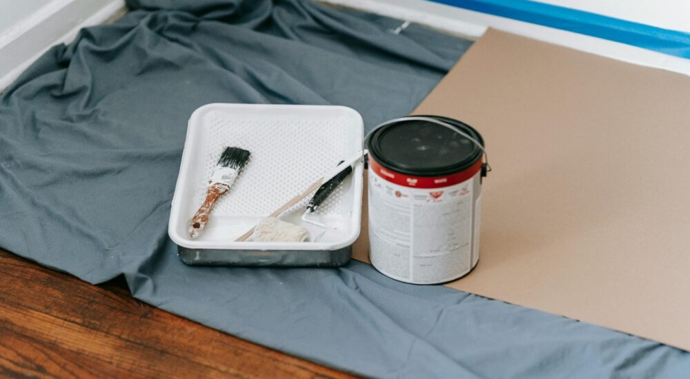 В “Укрзалізниці” викрили схему розкрадання мільйонів на закупівлях лінолеуму та фарби