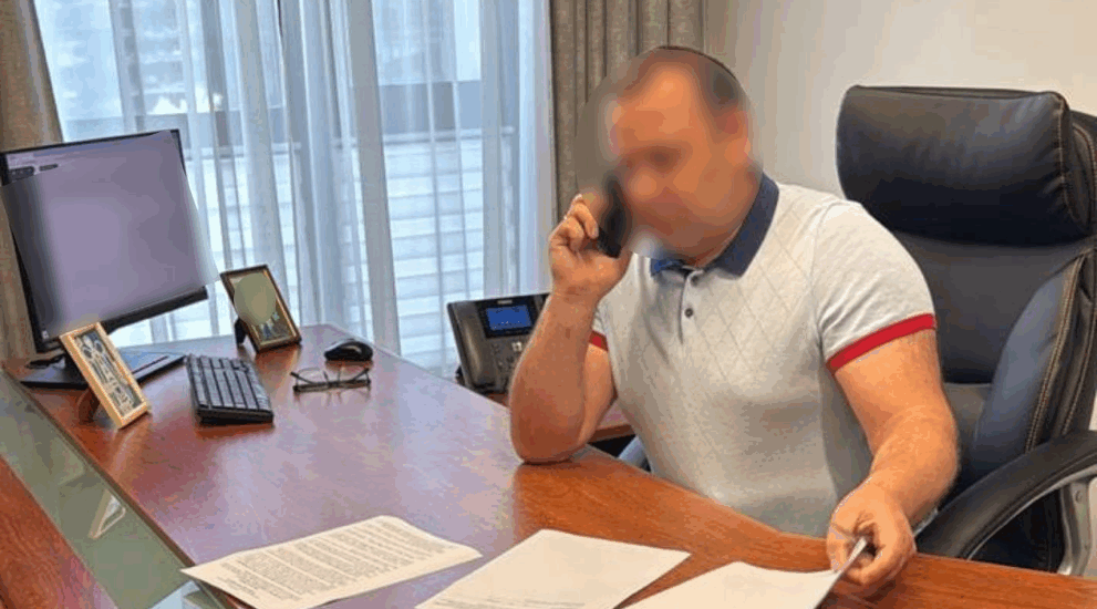 Збитки у 1,6 млн гривень: посадовцю ДСГП «Ліси України» повідомили про підозру через службову недбалість під час закупівлі тракторів