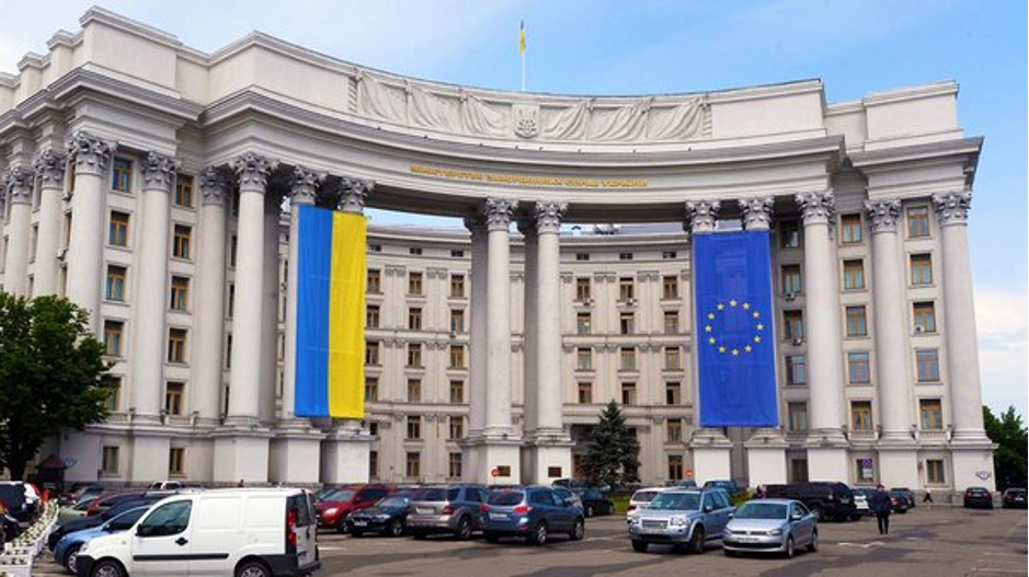 Департамент світового українства та управління недружніх країн: МЗС України змінює структуру