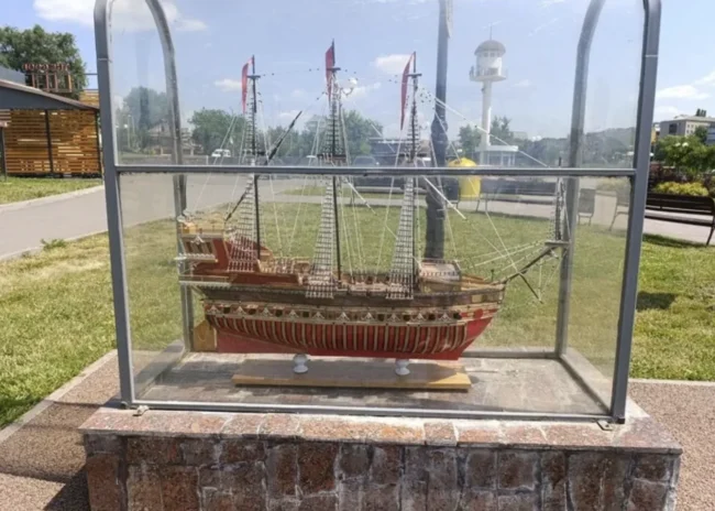 Алея кораблів уманчанина потрапила до Національного реєстру рекордів України