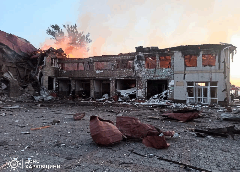 Наслідки атаки на Лозову: пошкоджено будинки та критичну інфраструктуру, є поранені та загиблий