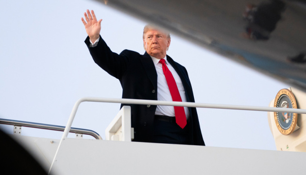Трамп вилетів на Аляску для зустрічі з путіним